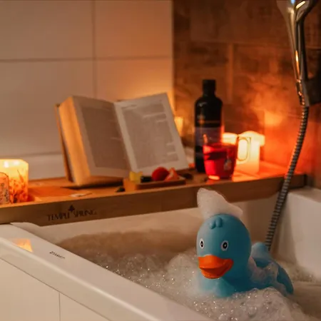 Nussknacker Suite - Ankommen & Wohlfuehlen - Viel Raum Fuer 8 Gaeste 3 Schlafzimmer Dachterrasse Freunde Familien 2 Wc 120Qm شيمنيتز