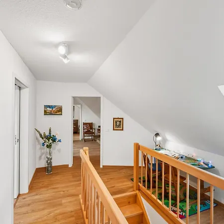 Lägenhet Nussknacker Suite - Pro Max - Ankommen & Wohlfuehlen - Viel Raum 3 Schlafzimmer Dachterrasse Freunde Familien Arbeiten 2 Wc 120Qm Chemnitz