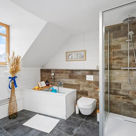Lägenhet Nussknacker Suite - Pro Max - Ankommen & Wohlfuehlen - Viel Raum 3 Schlafzimmer Dachterrasse Freunde Familien Arbeiten 2 Wc 120Qm *