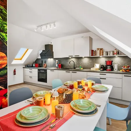 Nussknacker Suite - Pro Max - Ankommen & Wohlfuehlen - Viel Raum 3 Schlafzimmer Dachterrasse Freunde Familien Arbeiten 2 Wc 120Qm Chemnitz