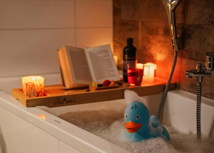 Nussknacker Suite - Ankommen & Wohlfuehlen - Viel Raum Fuer 8 Gaeste 3 Schlafzimmer Dachterrasse Freunde Familien 2 Wc 120Qm شيمنيتز