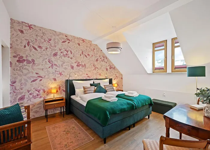 Nussknacker Suite - Ankommen & Wohlfuehlen - Viel Raum Fuer 8 Gaeste 3 Schlafzimmer Dachterrasse Freunde Familien 2 Wc 120Qm شقة *